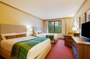 4006 Suncadia Lodge Pool and Hot-Tub Access with Hotel Amenities